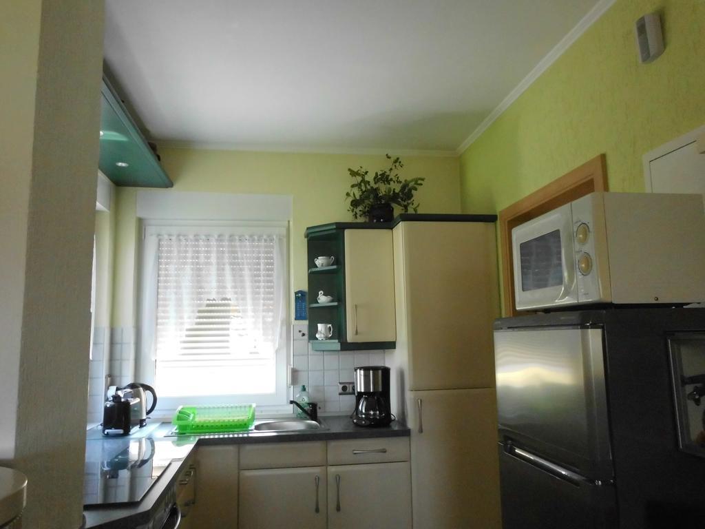 Bungalow Idylle Am See Neuruppin Zewnętrze zdjęcie