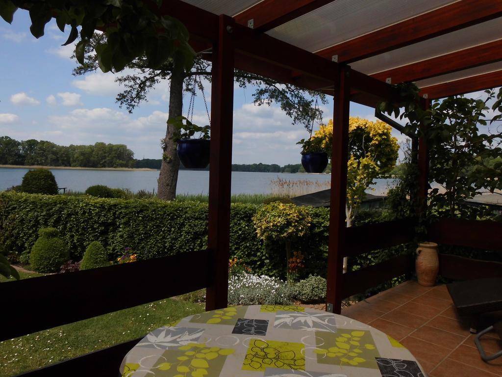 Bungalow Idylle Am See Neuruppin Zewnętrze zdjęcie