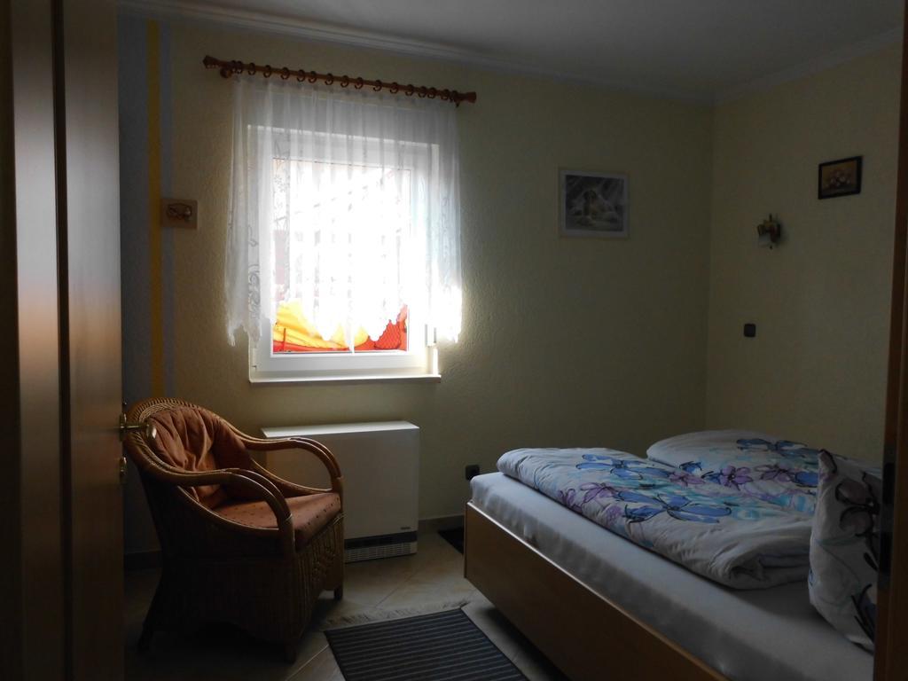 Bungalow Idylle Am See Neuruppin Zewnętrze zdjęcie